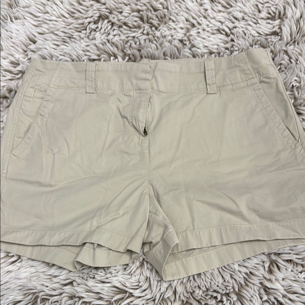 Vineyard Vines Tan Shorts Versatile Style